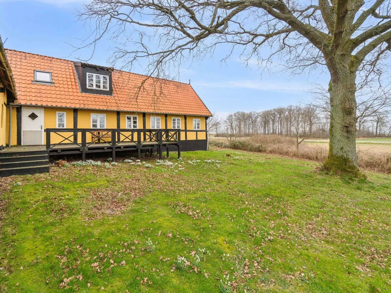 "Bena" - 2km from the sea