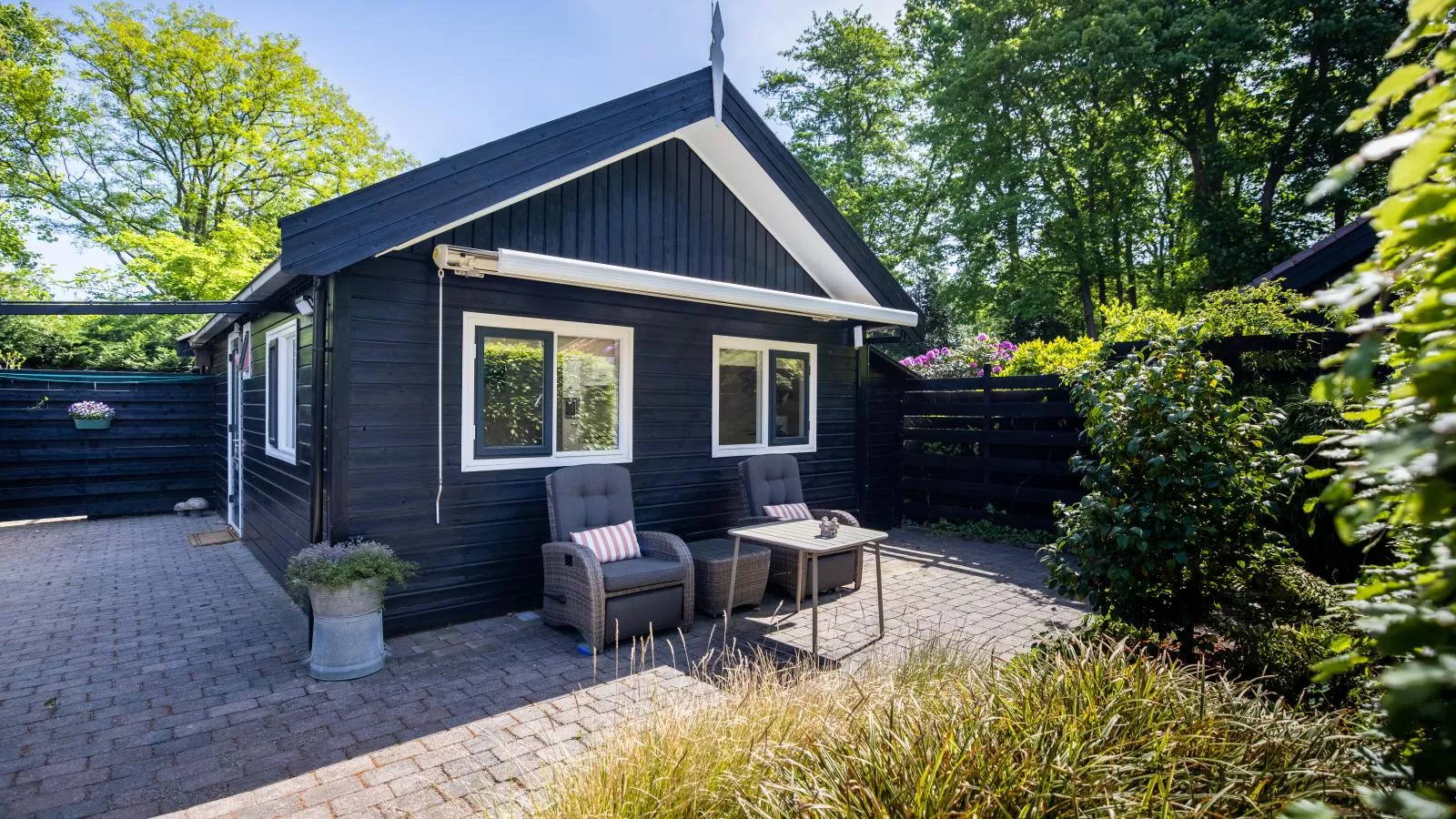 De Groeter Lodge-Exterior summer