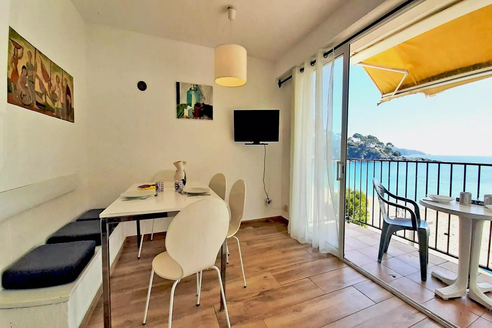 Bonet 2º-Dining room