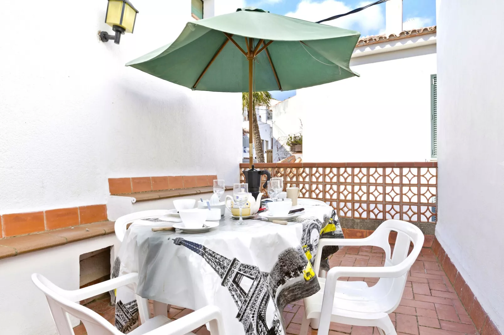 Peral-Terrassenbalkon