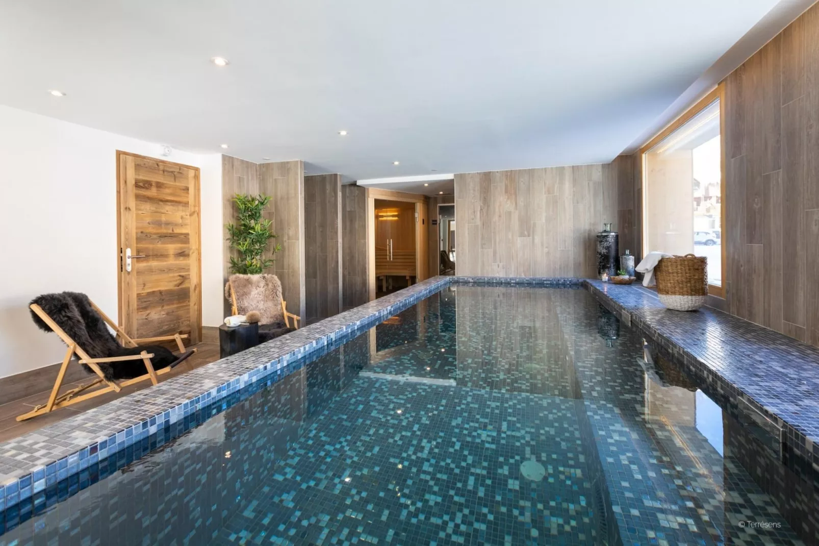 poolofhouse