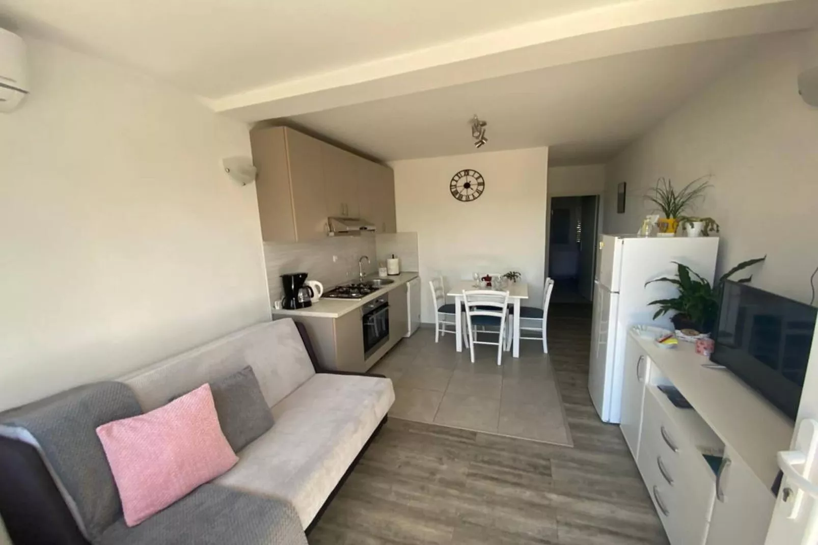 Apartment Ante