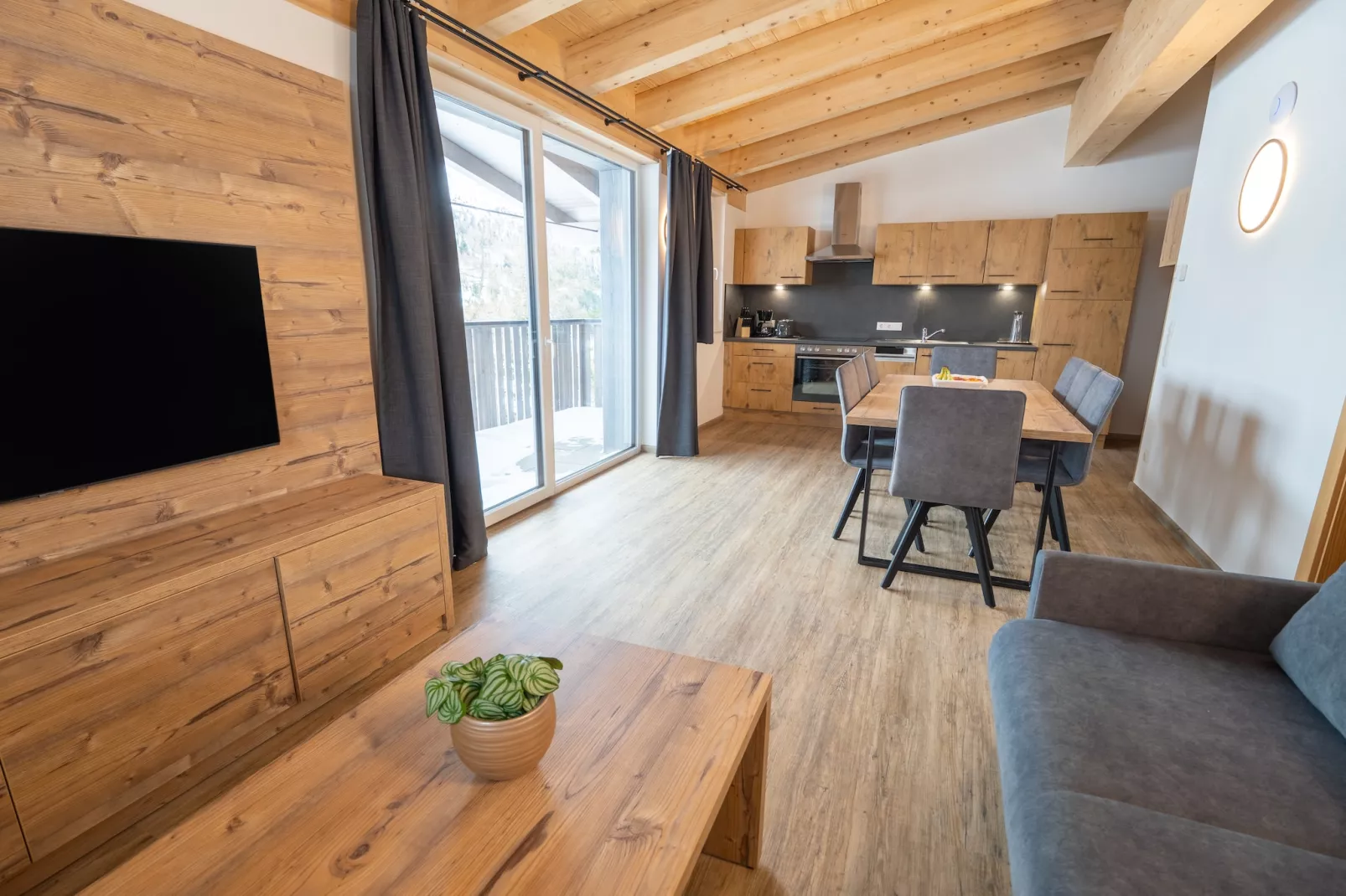Penthouse Four-bedroom Apartment – KA4P