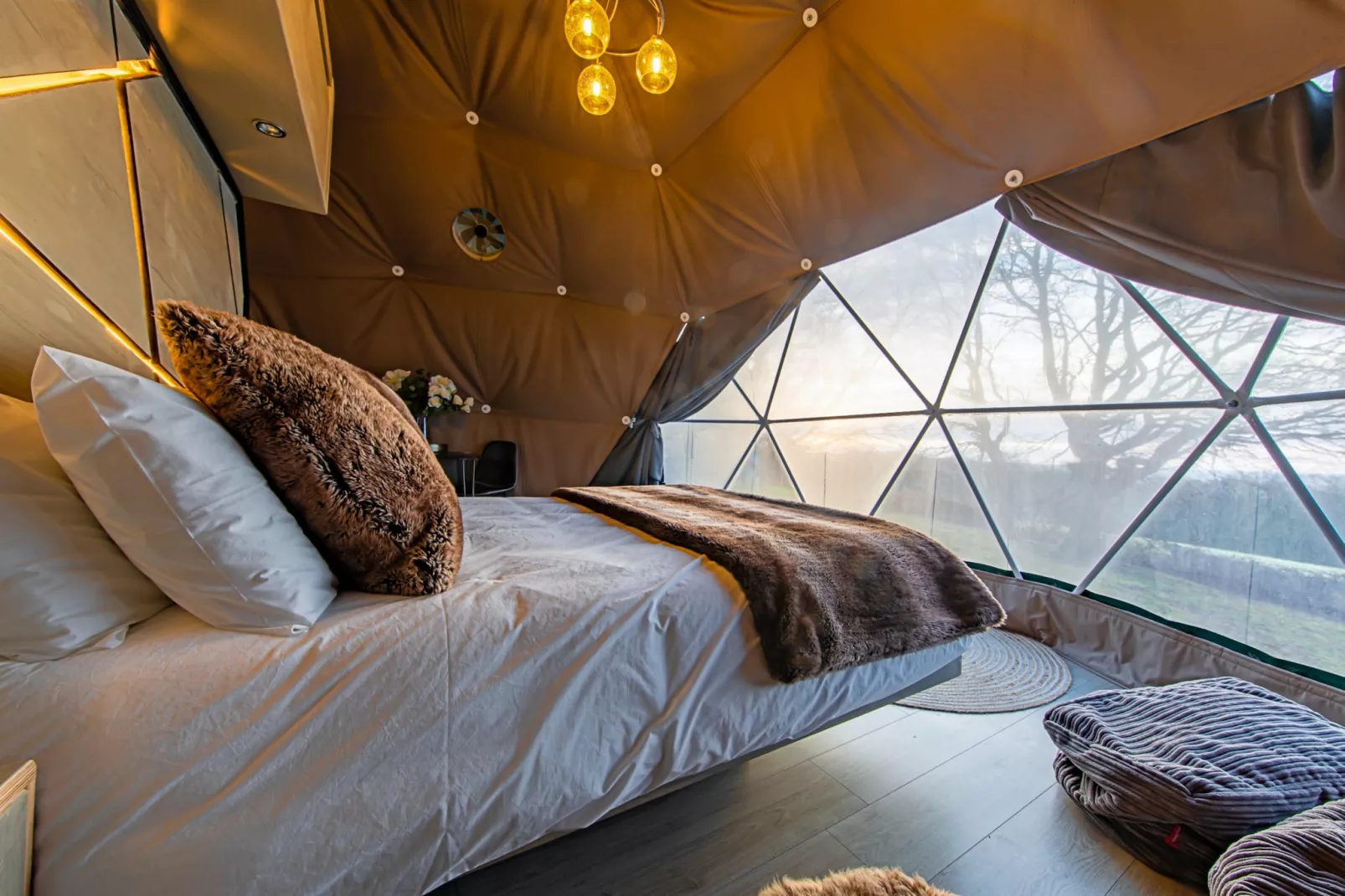 Knole Luxury Dome