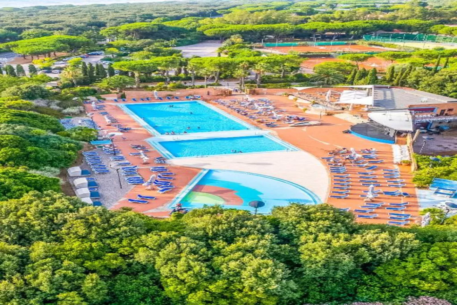 poolofhouse