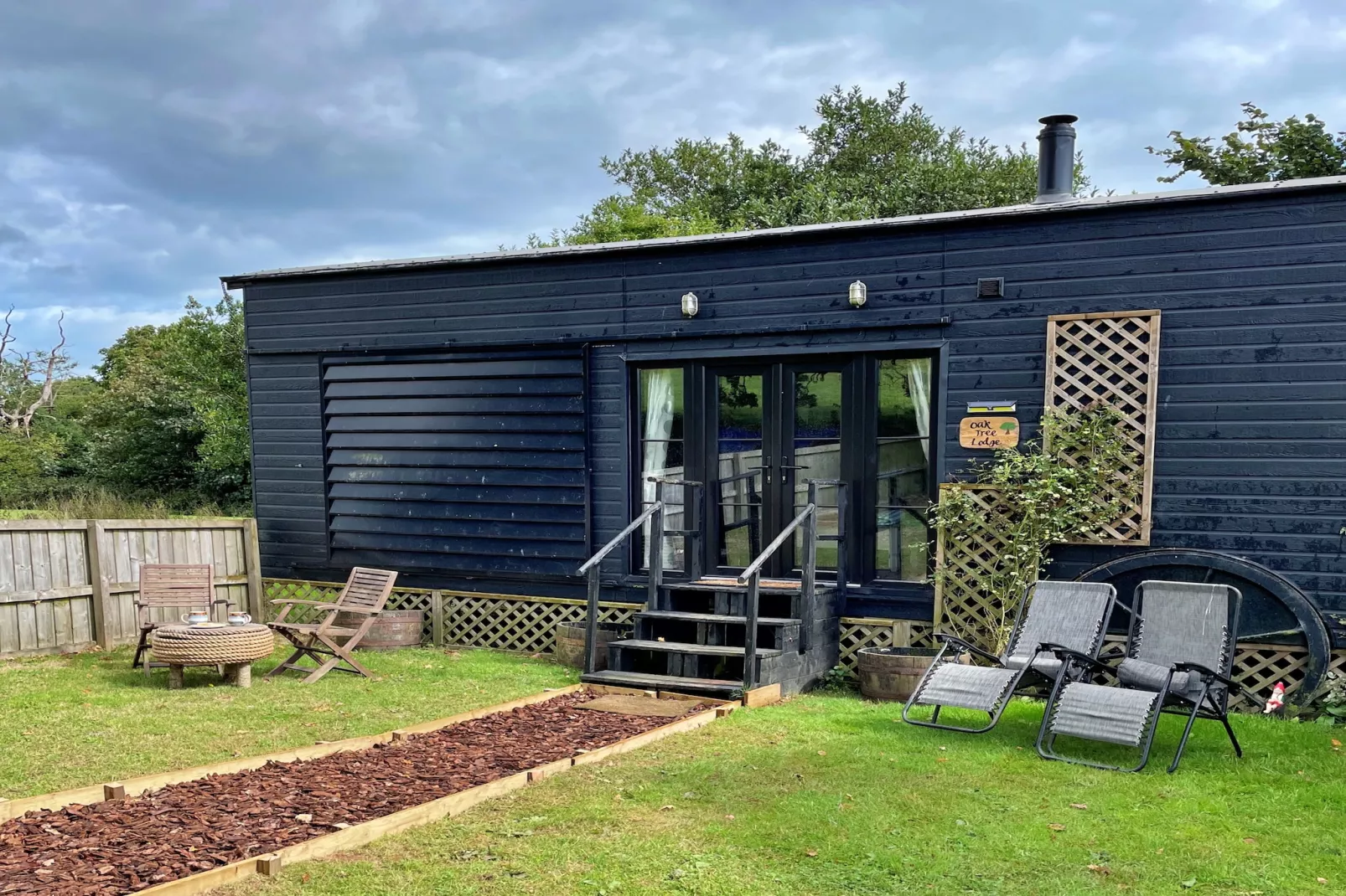 Oak Tree Lodge