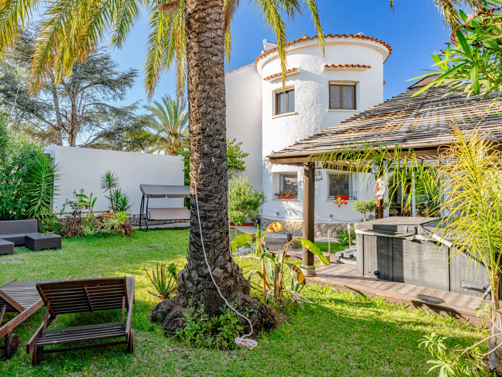 Villa Yakamoz