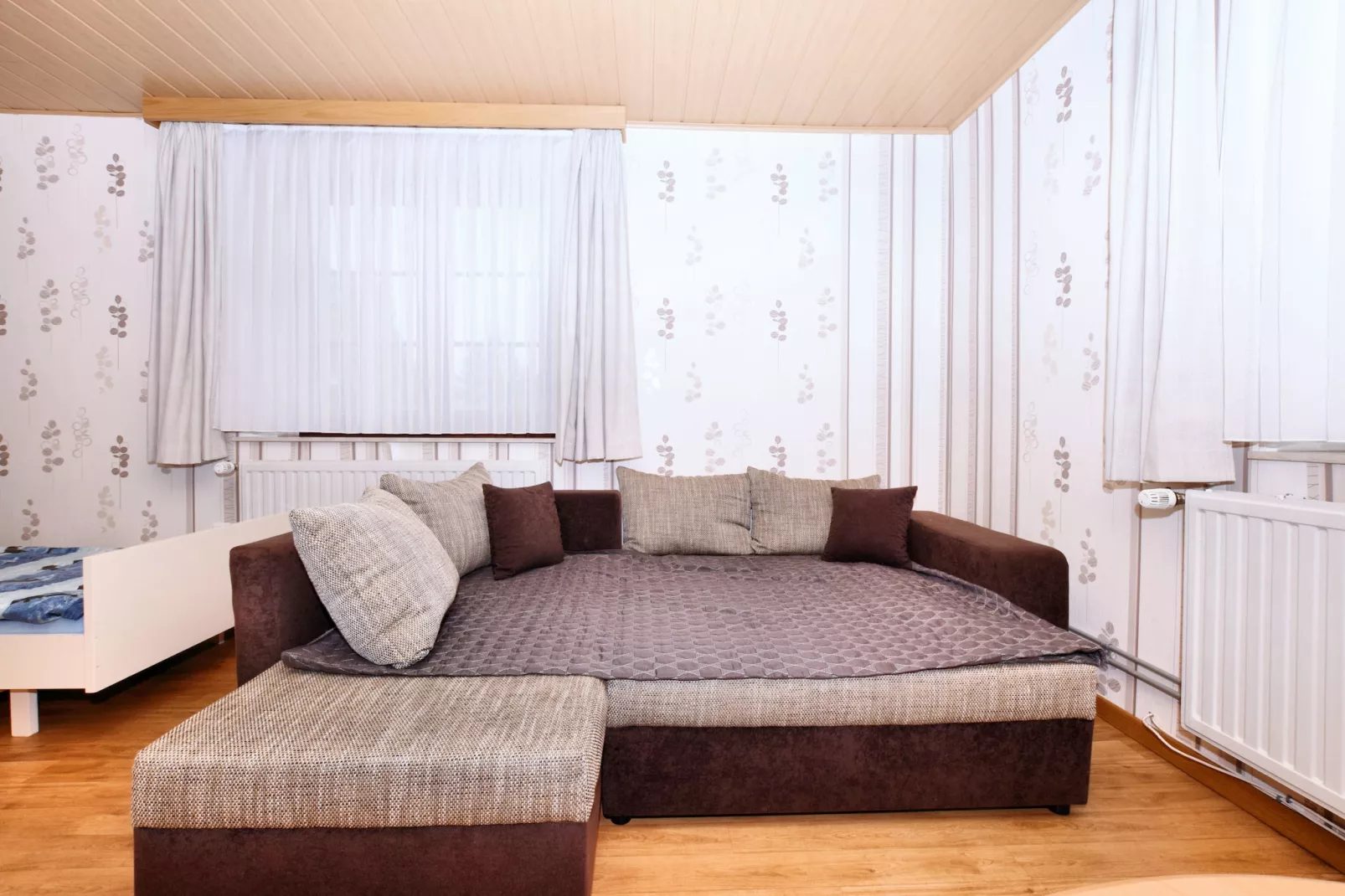 Haus Kohn-Living room