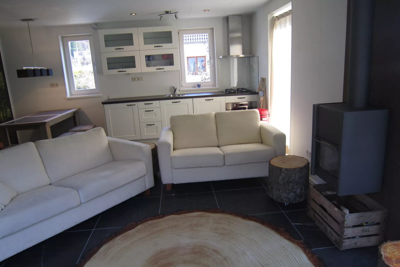 Nr 48-Living room