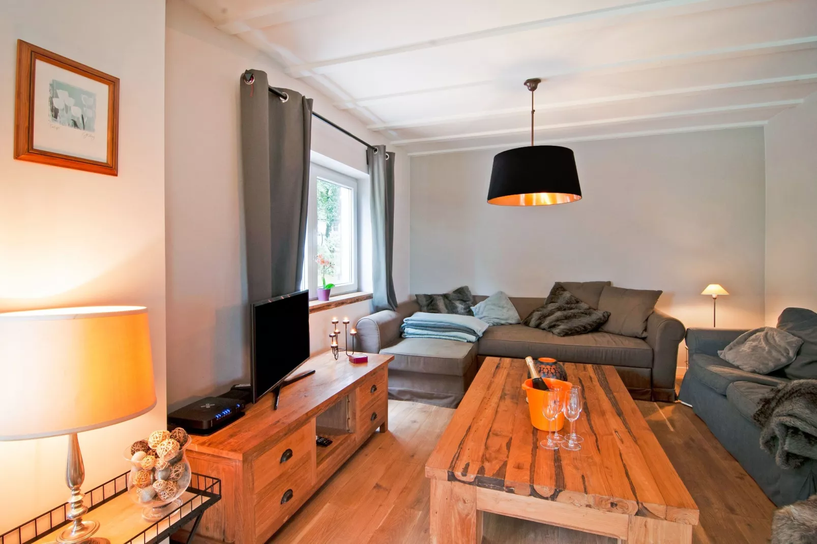 Superbe maison de vacances pour 10 personnes Xhoffriax-Salon