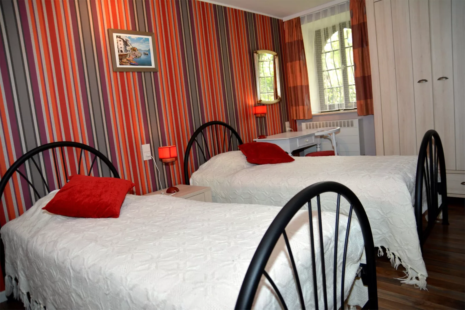 Les Mesanges-Bedroom