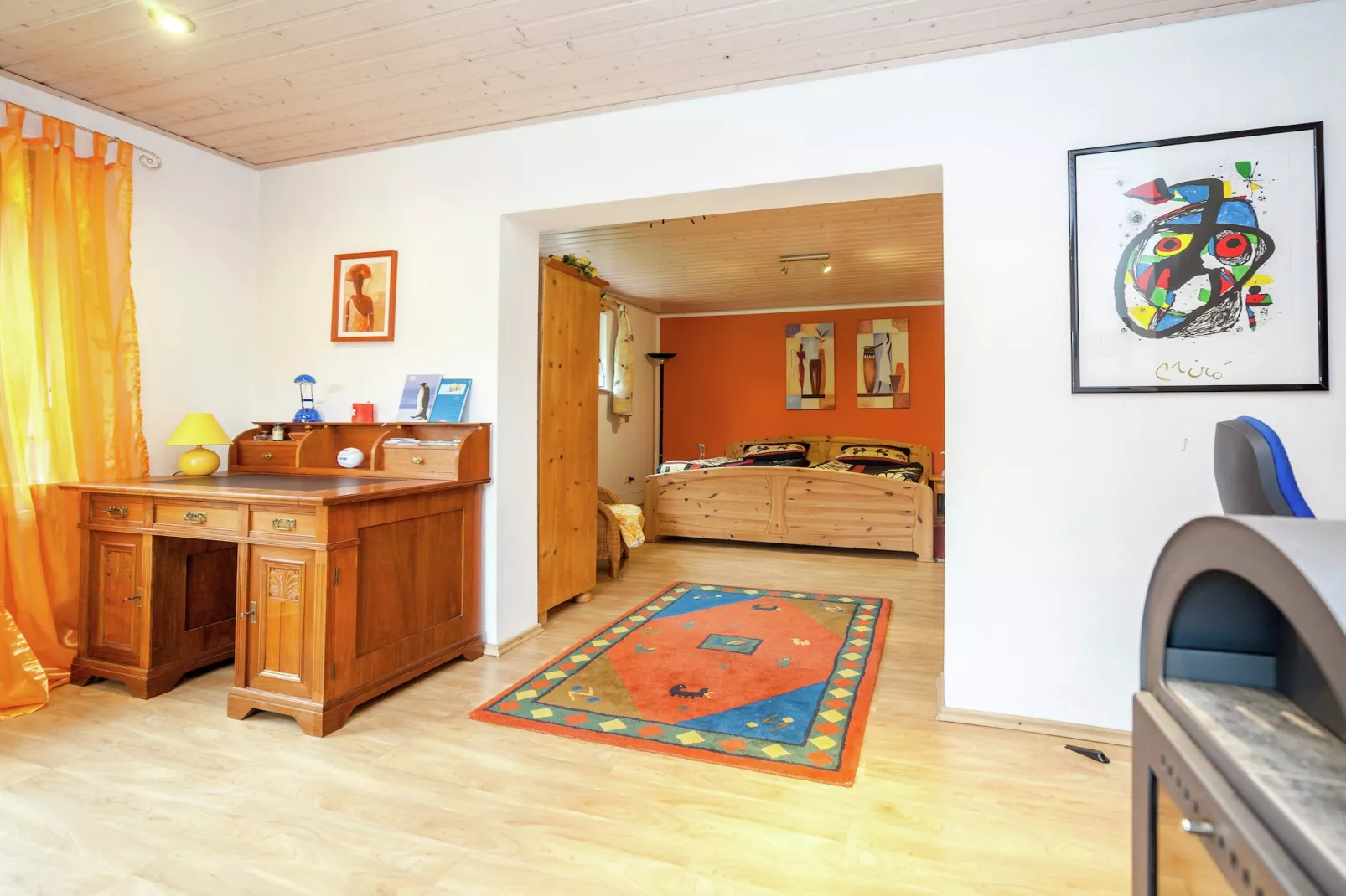 Goebel-Living room