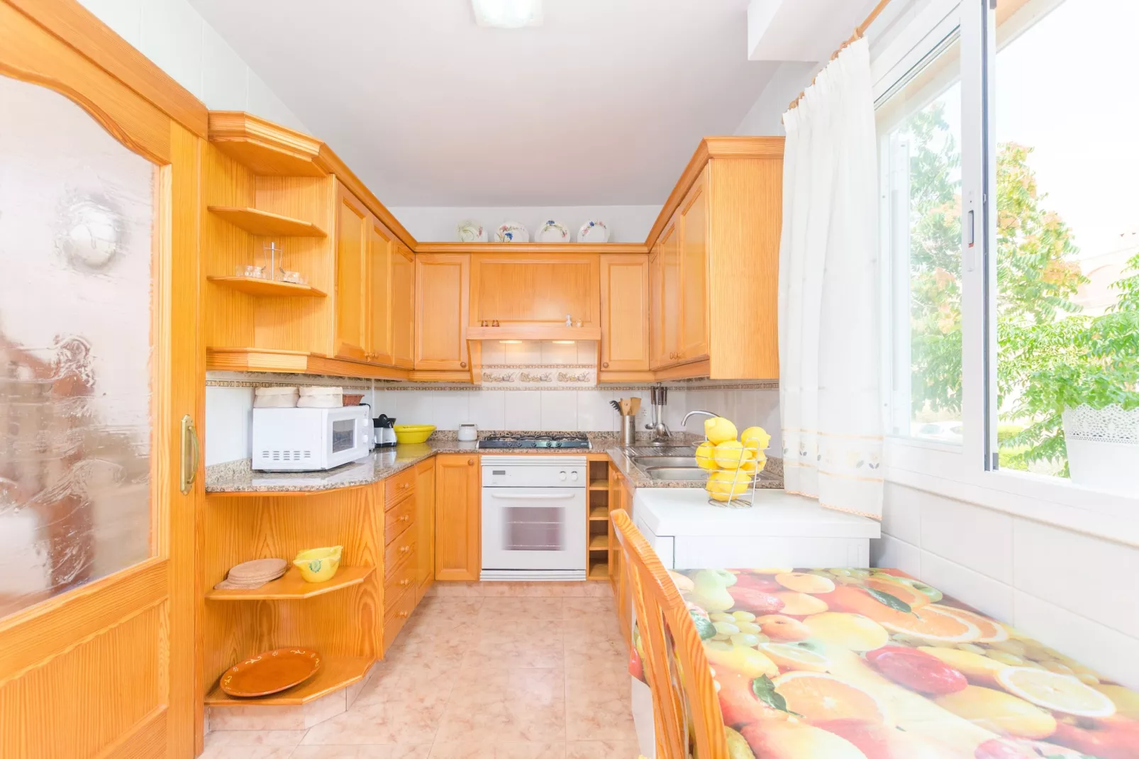 Aritja, 5-Kitchen