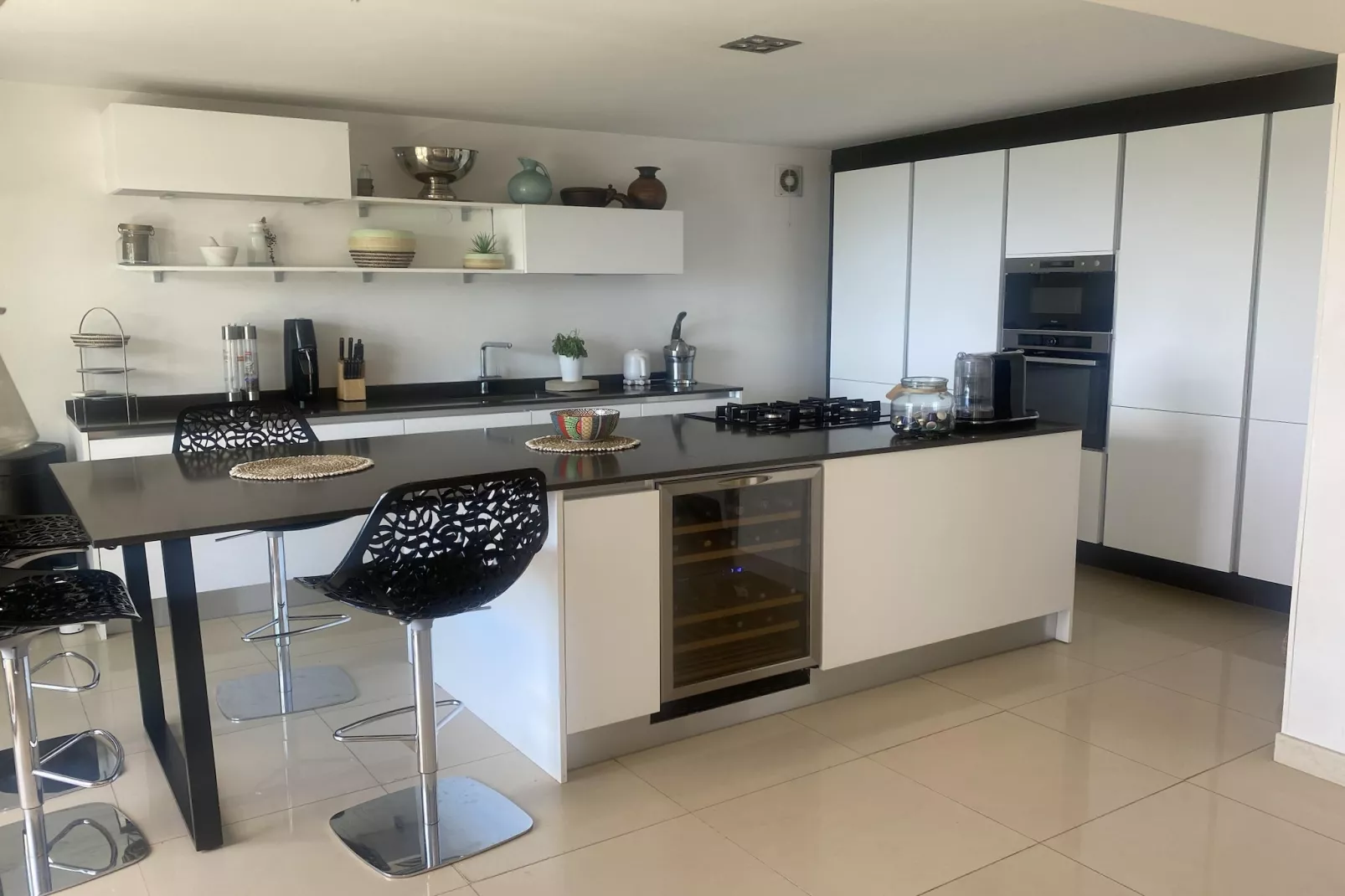 Roucaou-Kitchen