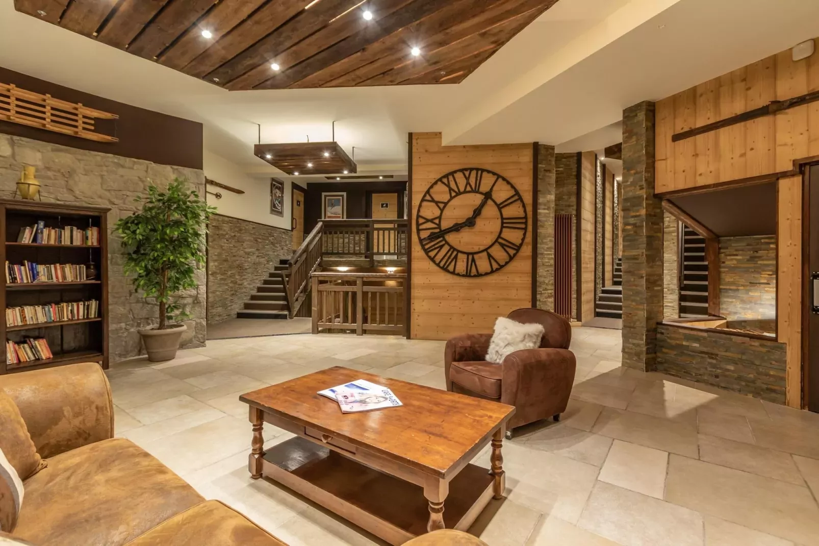 Chalet Altitude Val 2400 2-Hall d'accueil