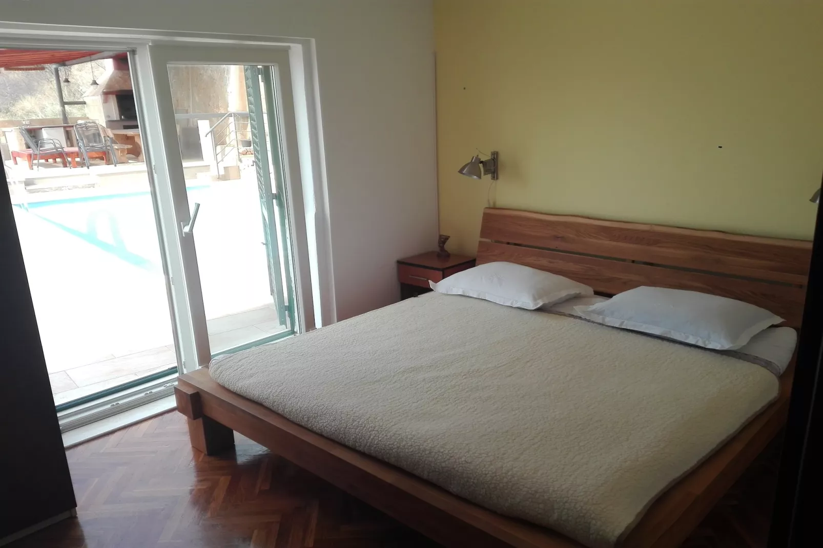 Country hideaway-Bedroom