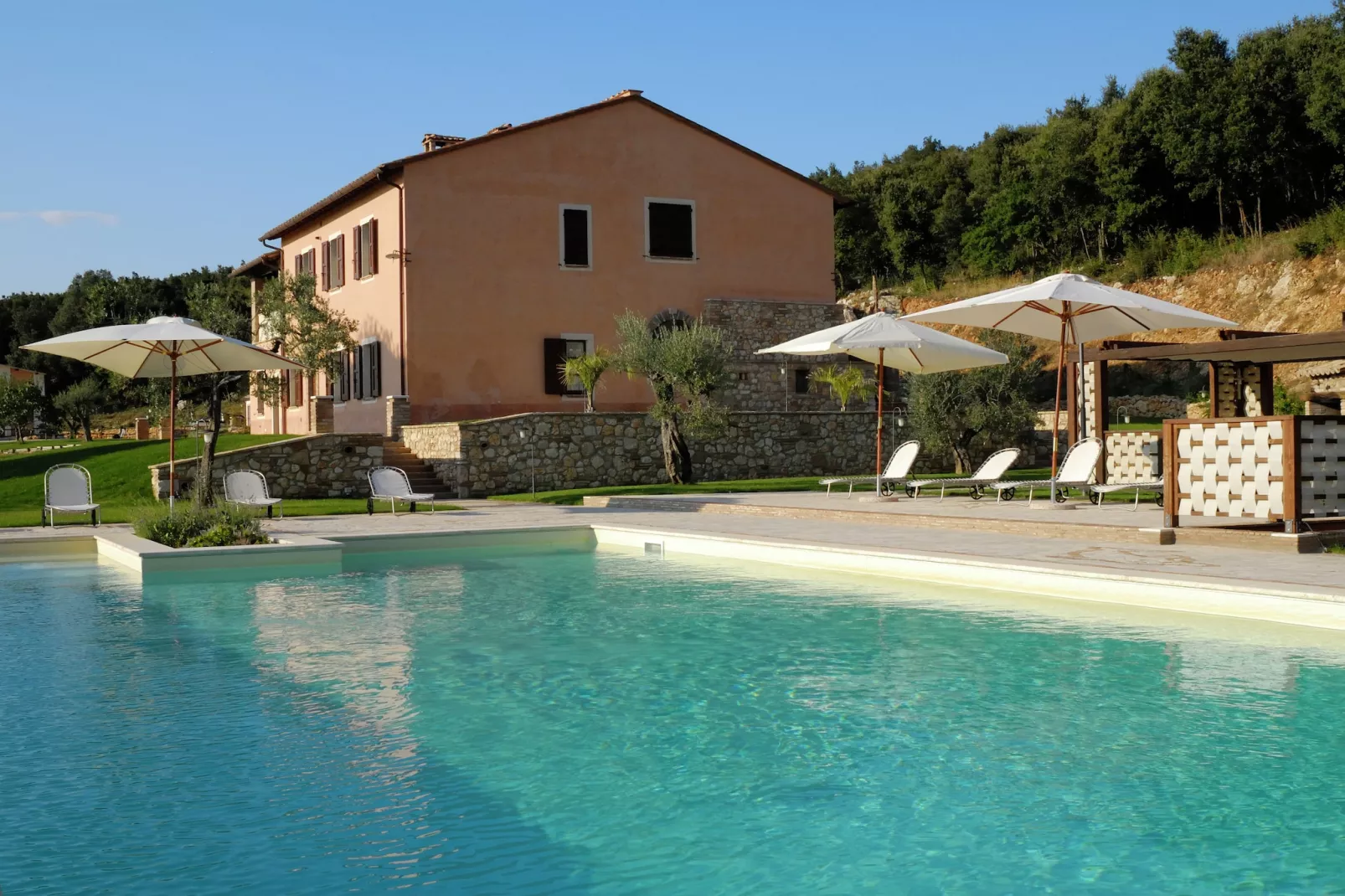 Il Leccio-Exterior summer