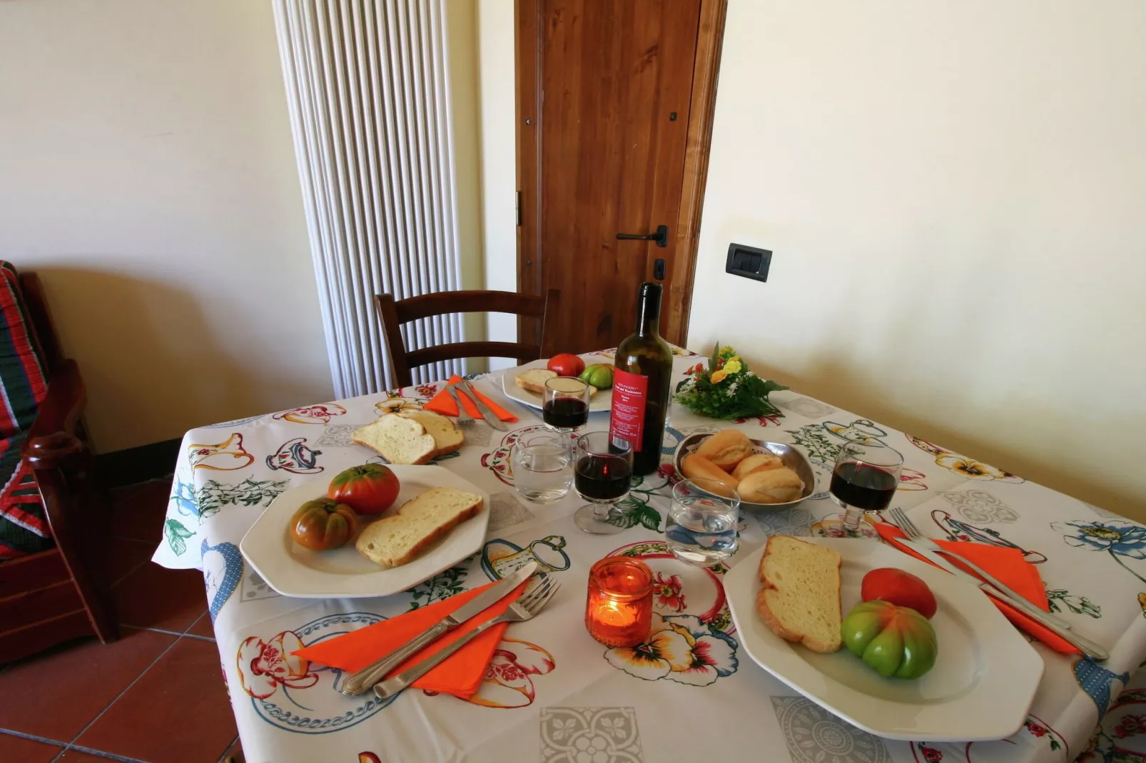 Bilocale su due Piani-Dining room