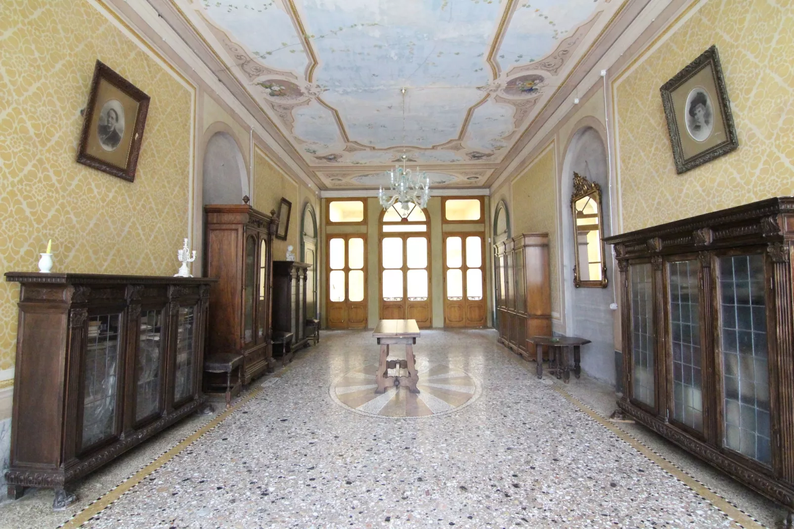 Villa Fiorita Uno-Living room