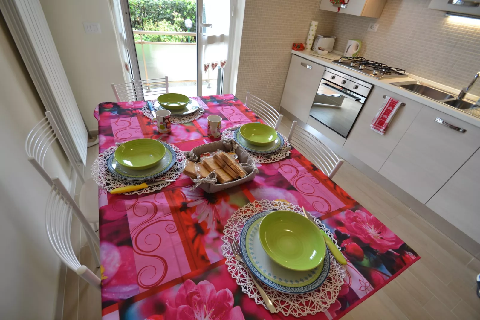 Altra Scogliera-Dining room