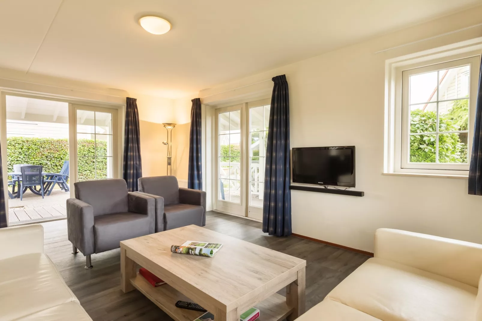 Vakantiepark De Heeren van 's Gravensande 2-Living room