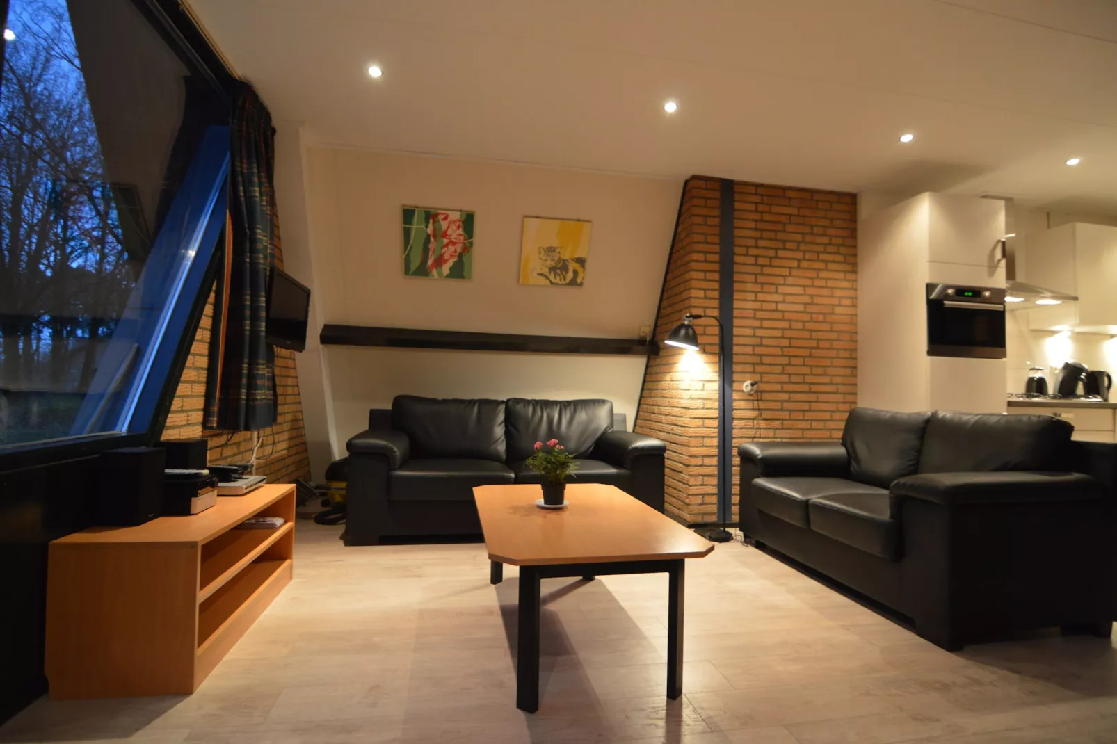 Vosseven 85 Muizeoortje-Living room