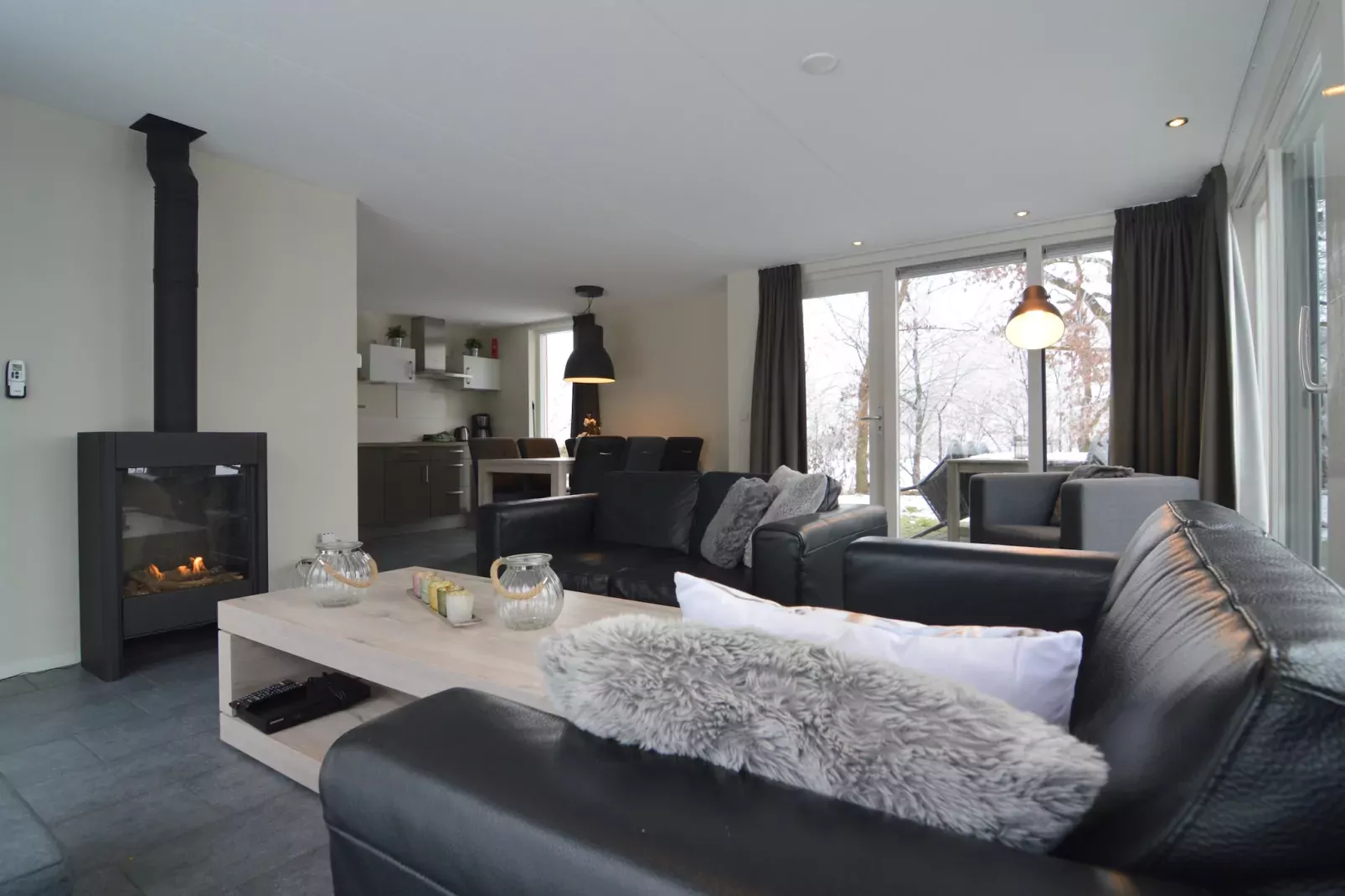 Zijzicht-Living room