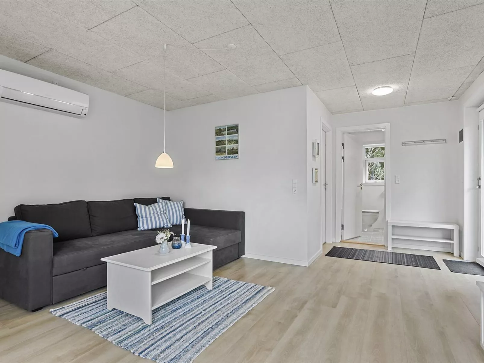 "Niina" - 800m from the sea-Inside