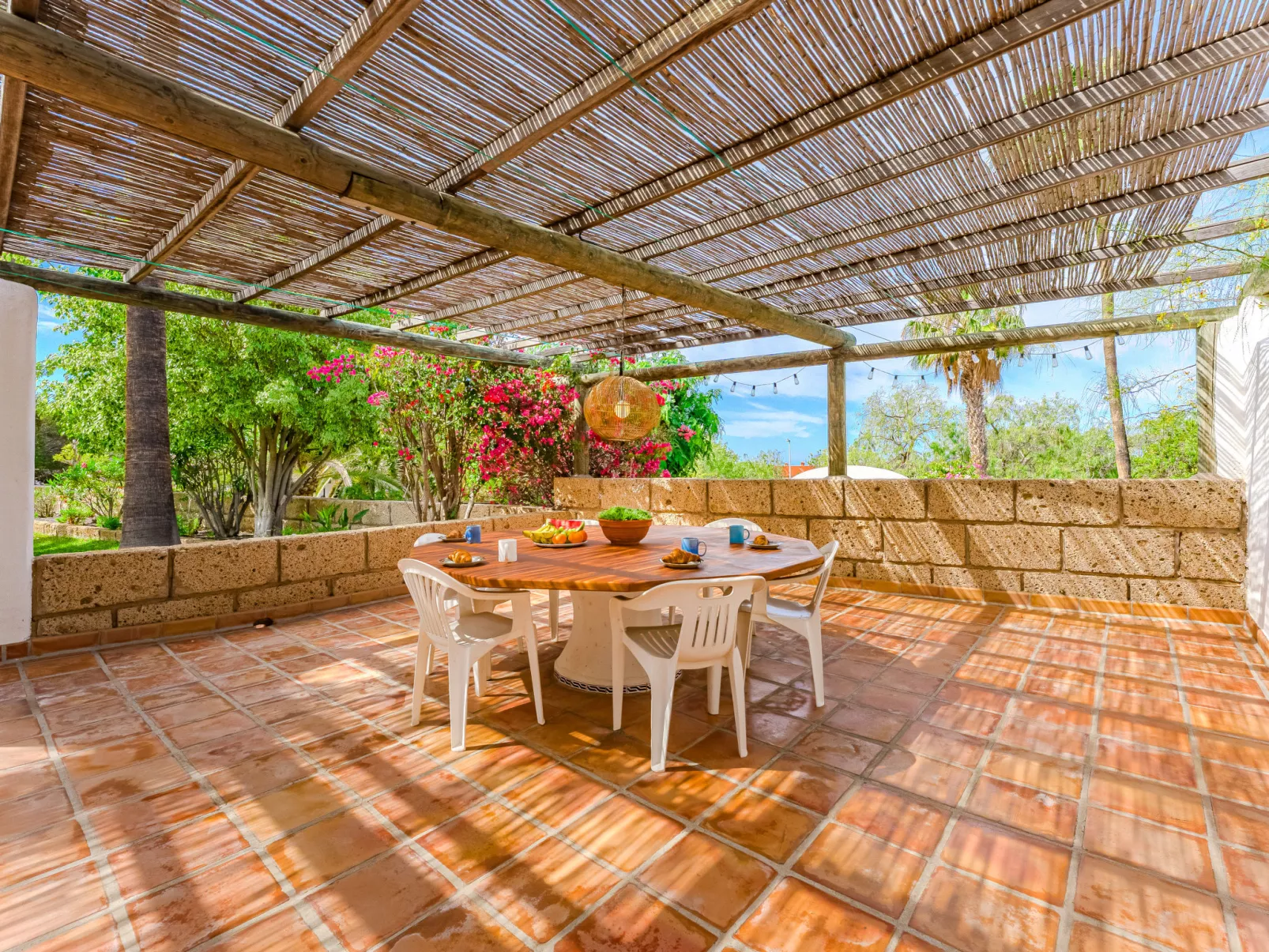 Finca Ingala-Outside