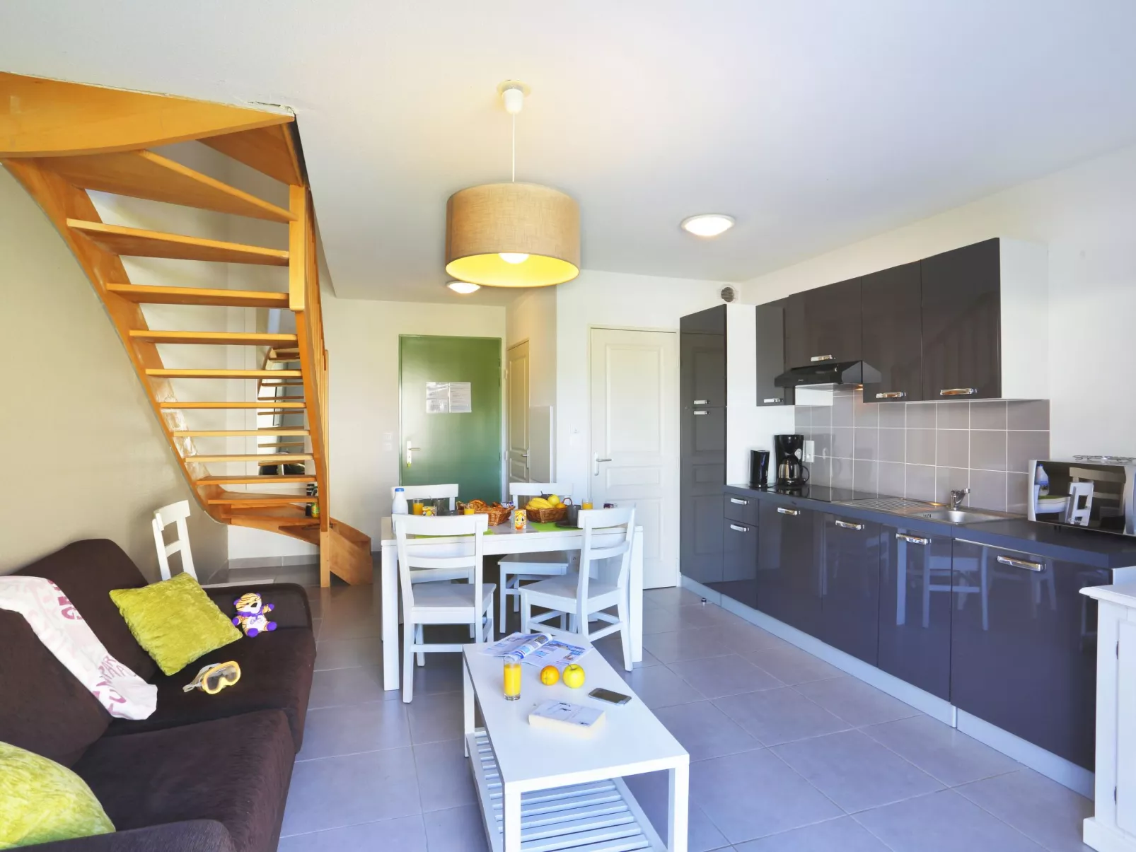 Le Domaine des Mauriers-Inside
