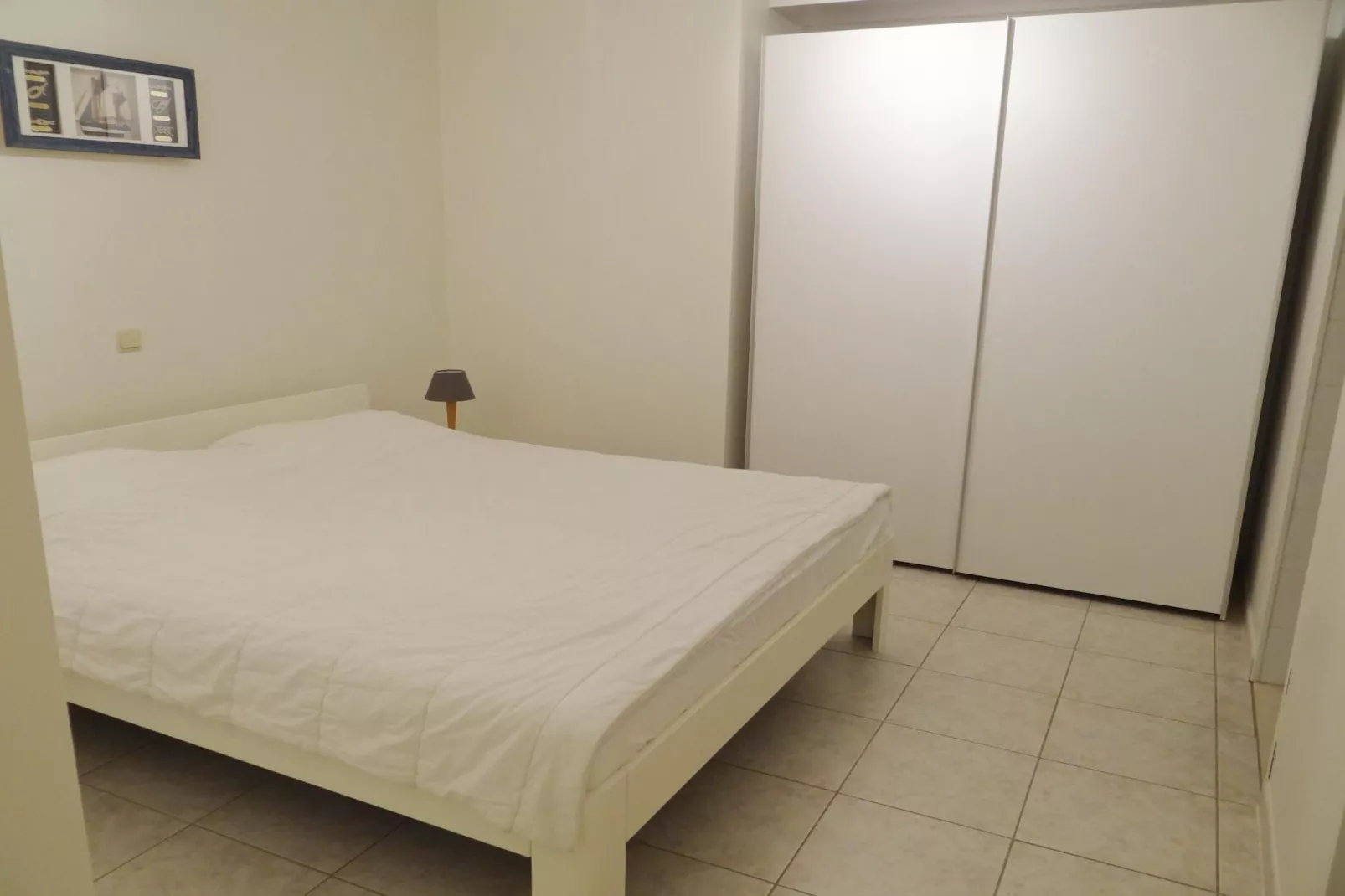 SEASIGHT A 0004-Bedroom