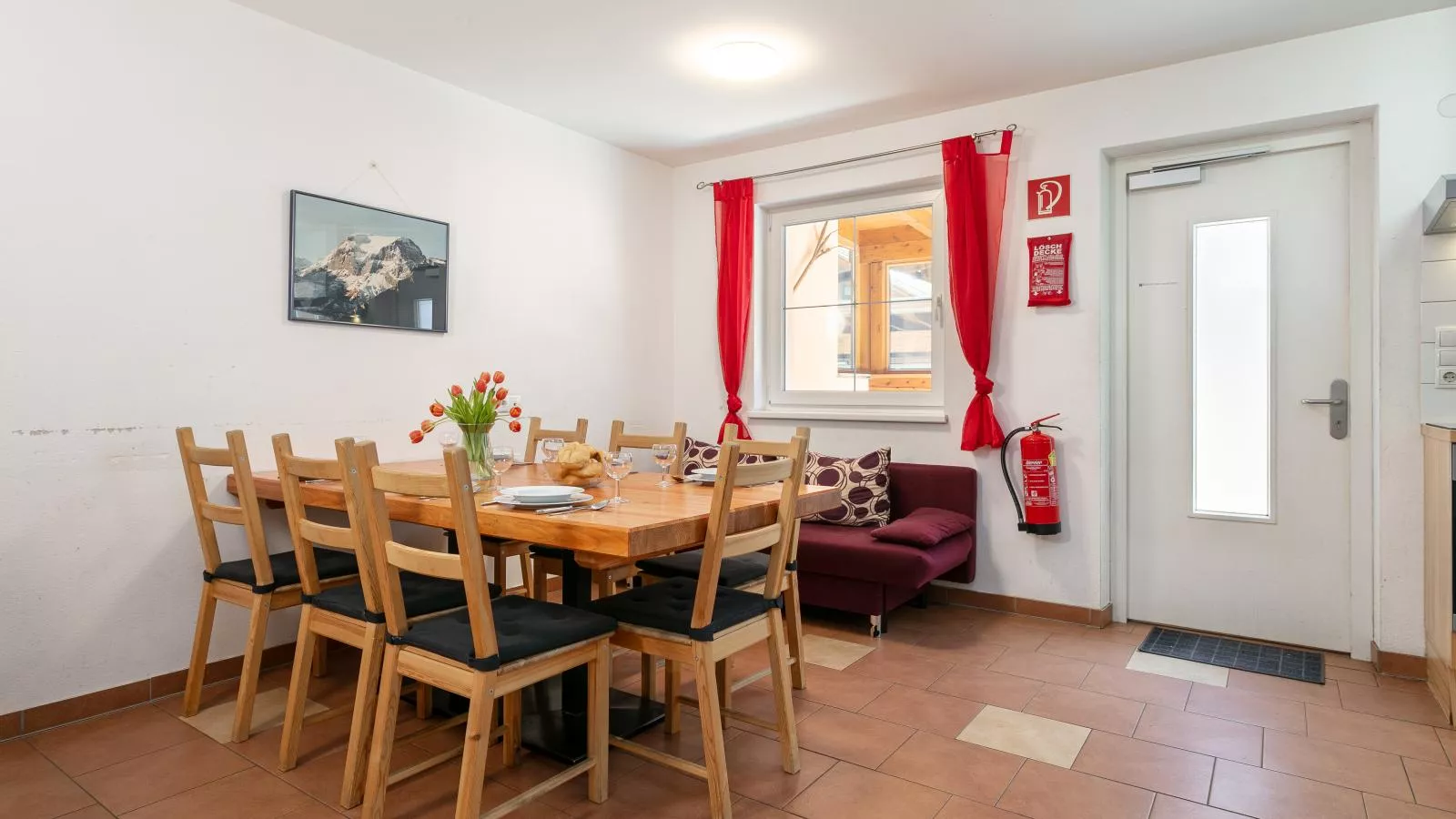 Haus Oliver 2-Living room