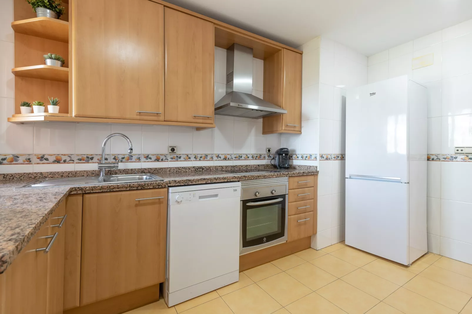 Pacifico Playa-Kitchen