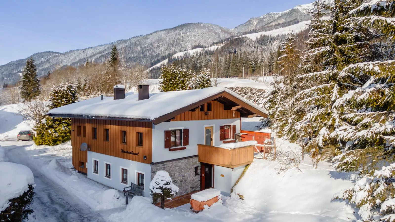Haus Weissbach-Exterior winter