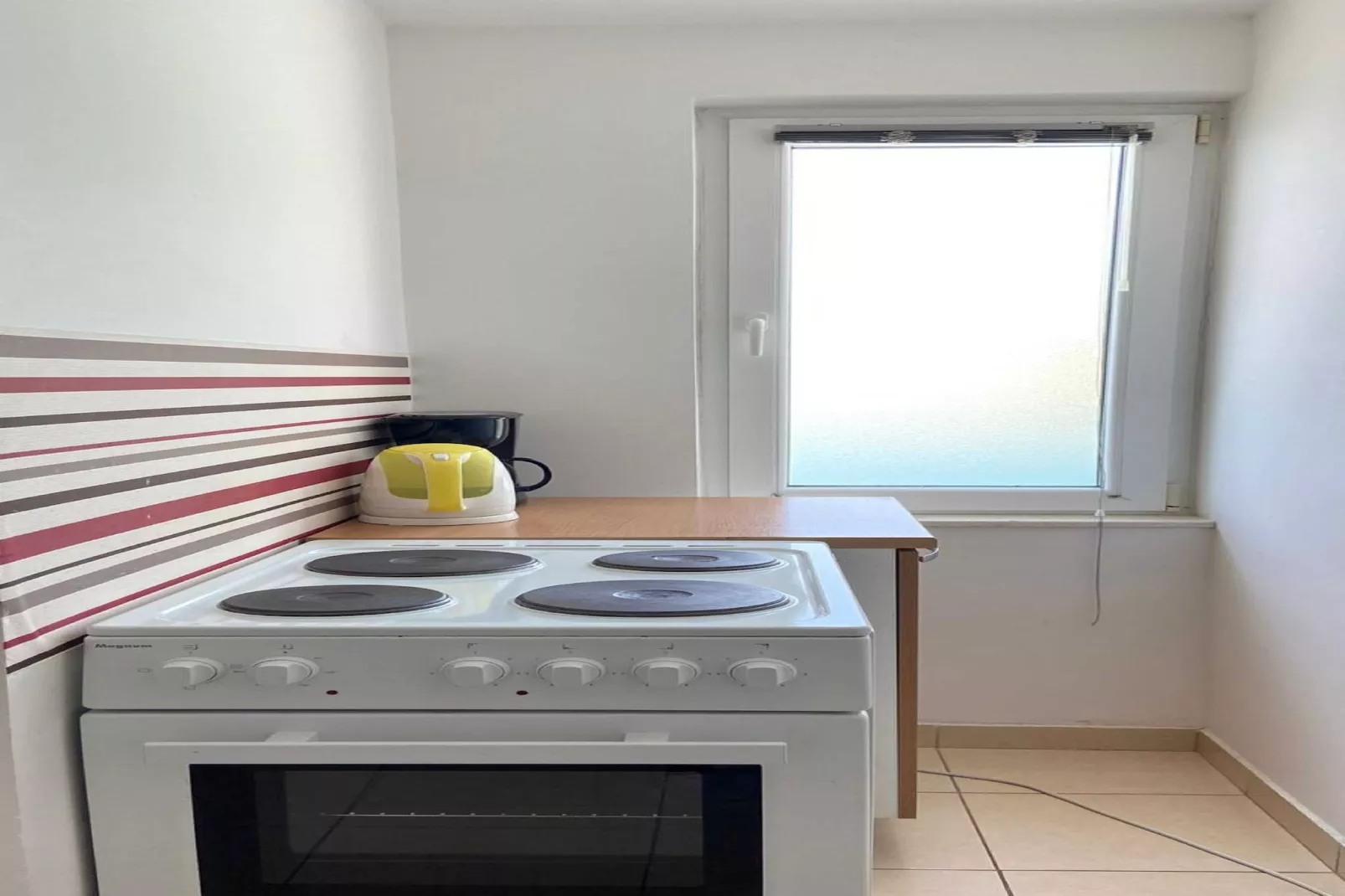 Apartments Tiho  & Jelena - Studio Apartment with Balcony and Sea View (Fureal)-Kitchen