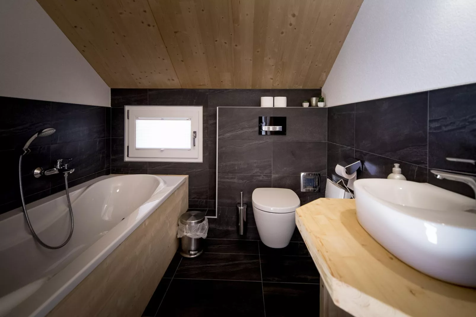 Kreischberg Chalets  61-Bathroom