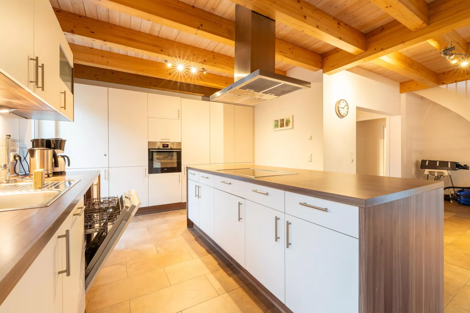 Kondor 253-Kitchen