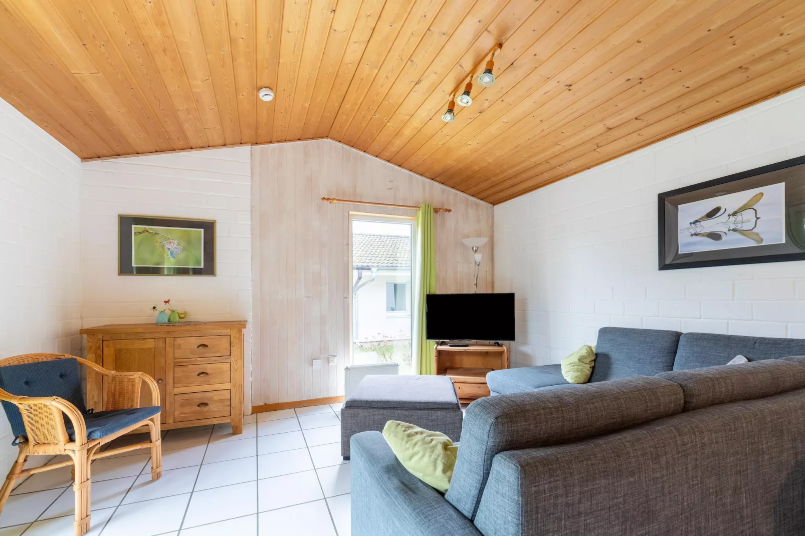 Reiher 18-Living room
