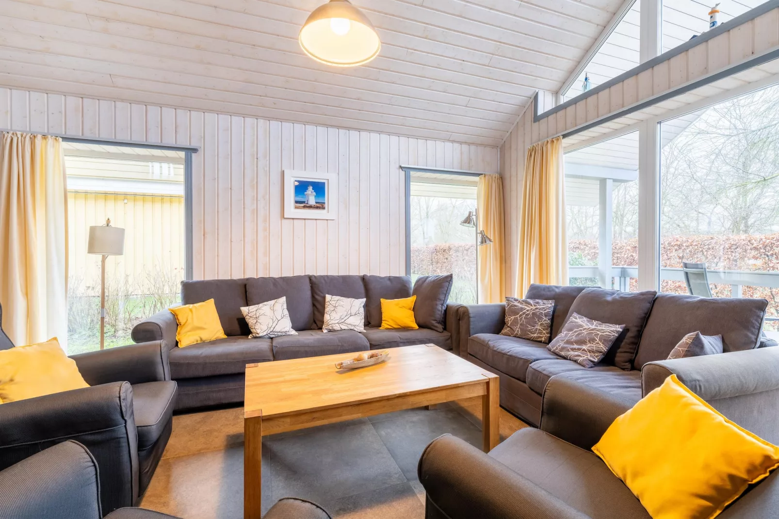 Schwan 291-Living room