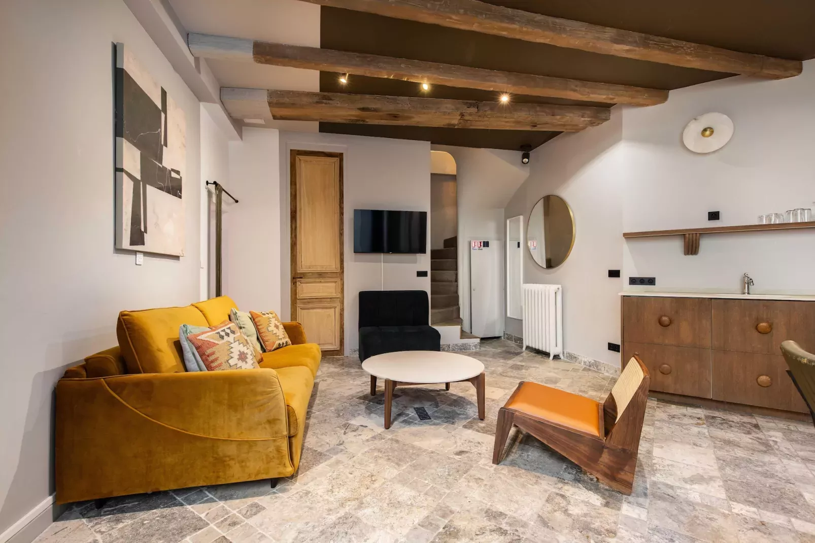 EC-2-COMMINES-Living room