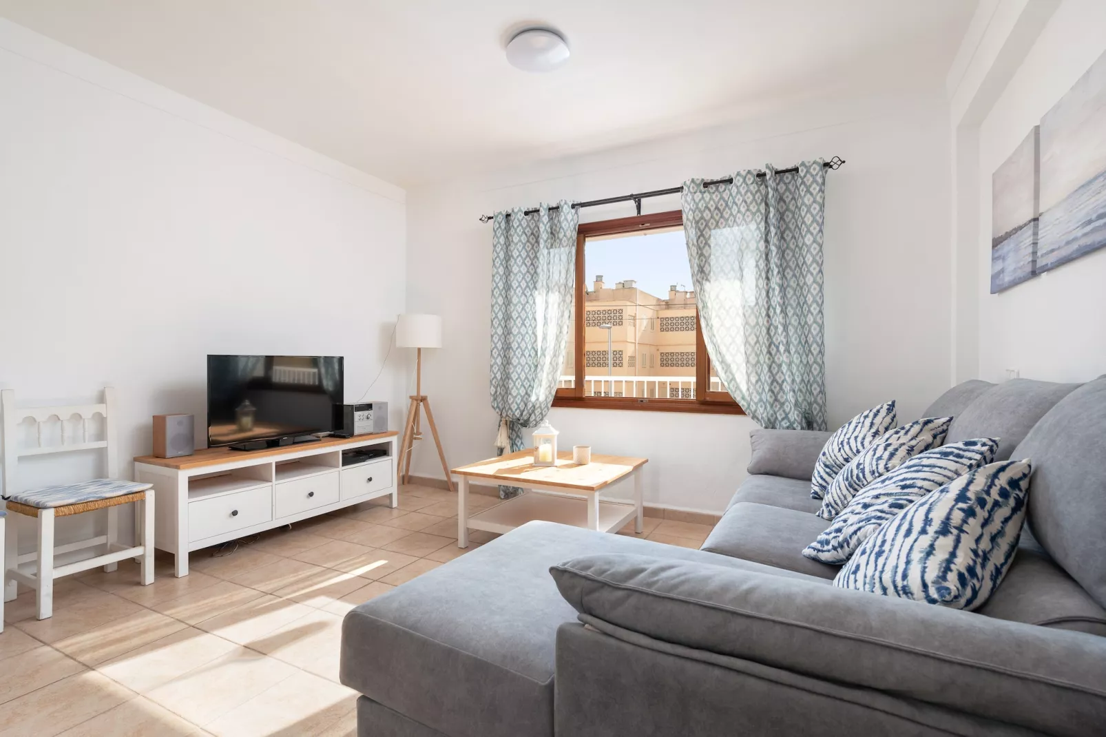 Can Miquelet-Salon