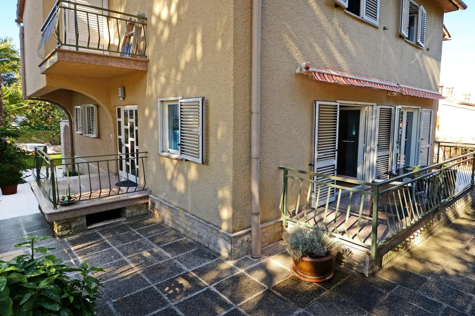 Apartment Saša-Exterior summer