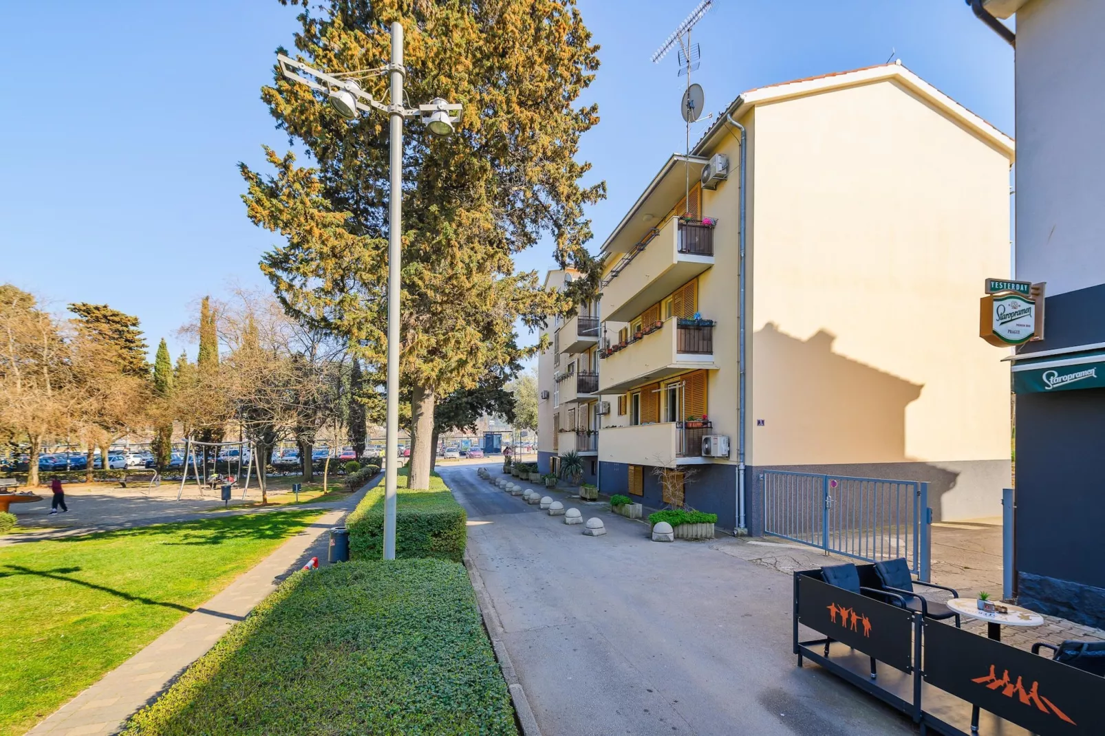 Premium apartment Peschiera Porec-Gardens summer