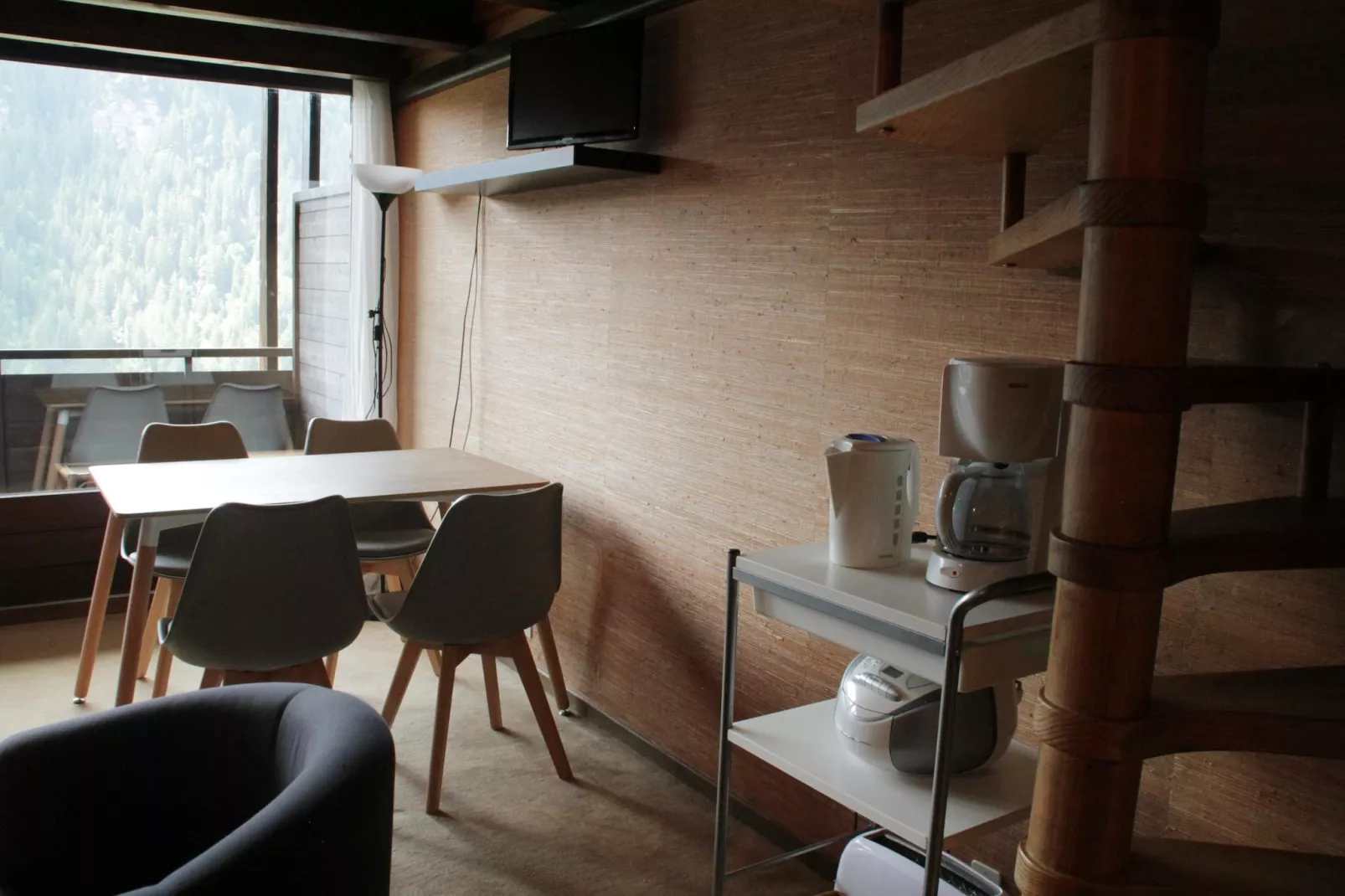 Corina CN43 QUIET & MOUNTAIN 4 Pers.-Dining room