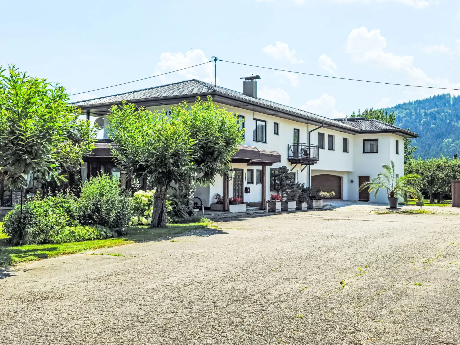 Villa Therese-Outside