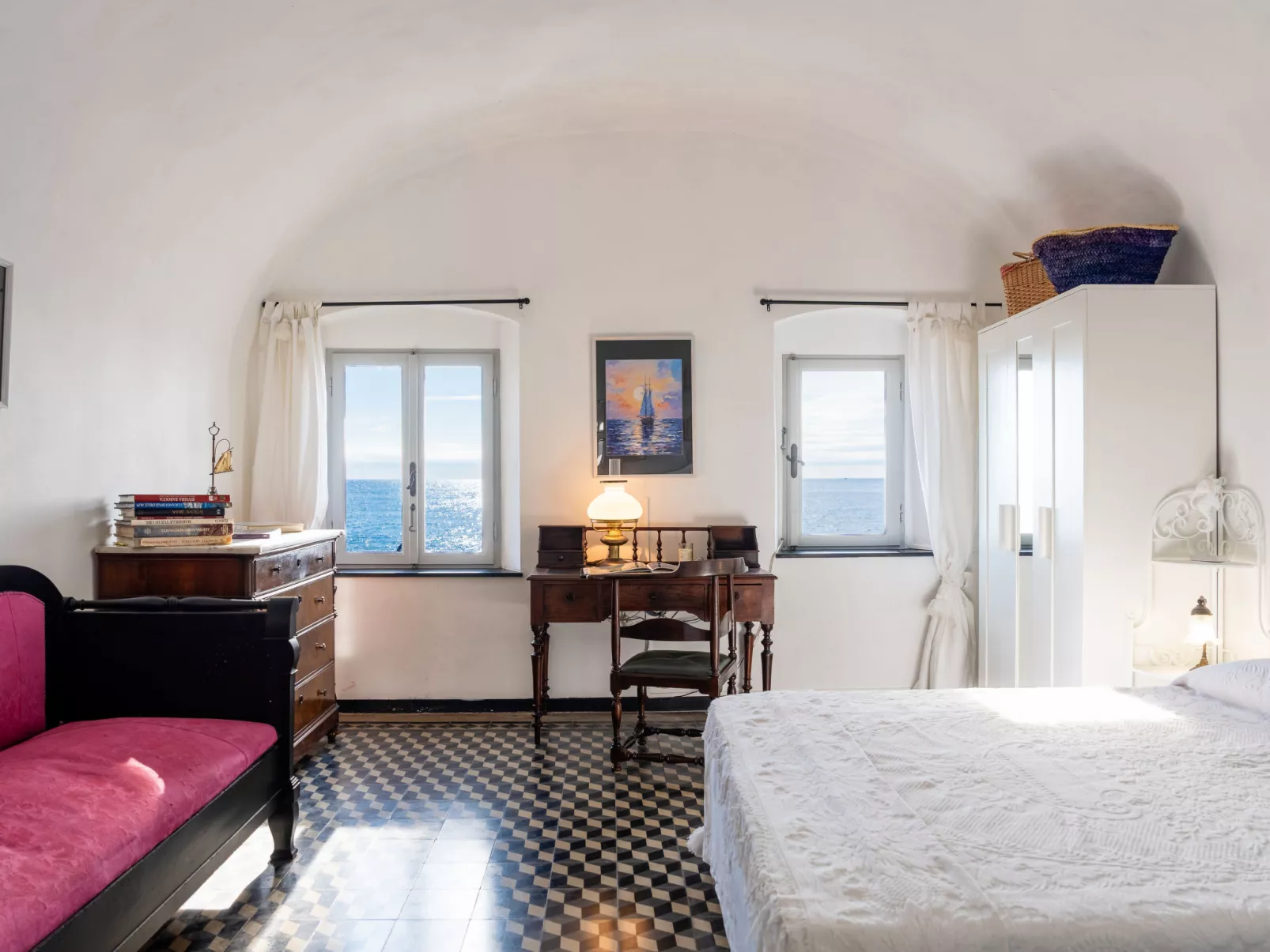 La Loggia sul mare