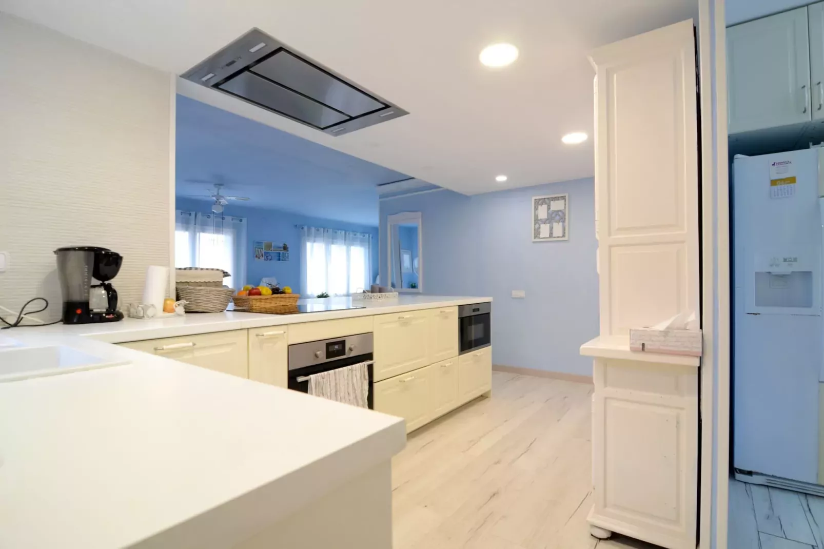 VILLA PEPITA BLUE-Kitchen