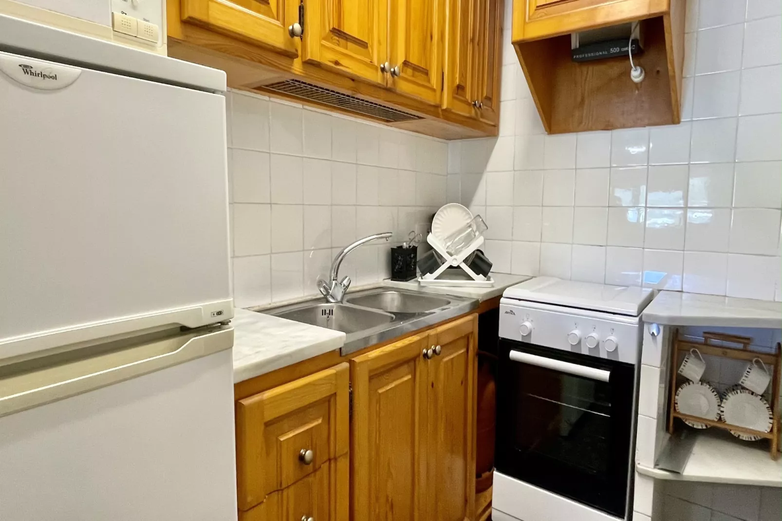 ROCAMAURA I B 3-2-Kitchen