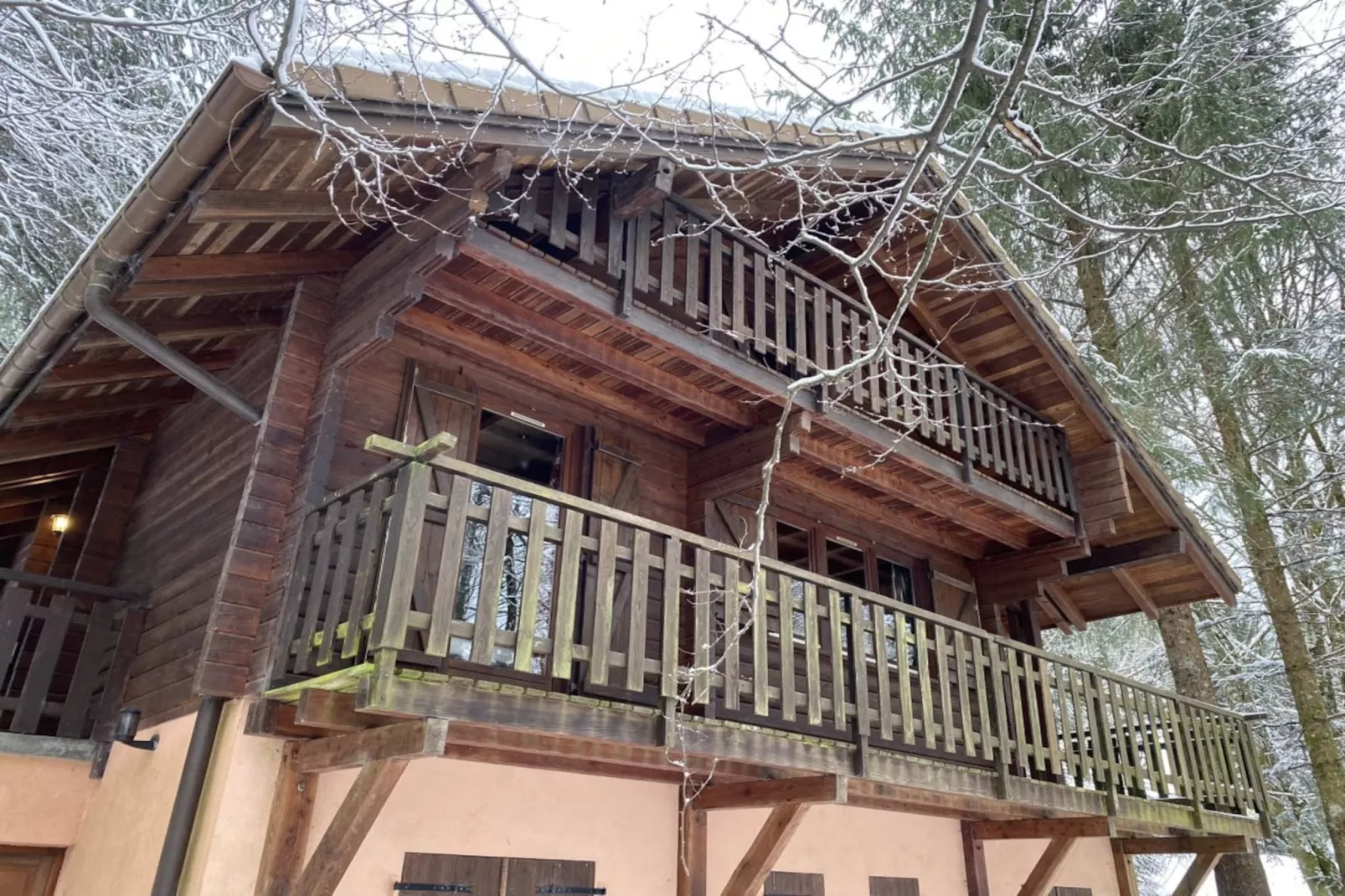 LE MONTAGNARD Chalet en bois-Outdoor