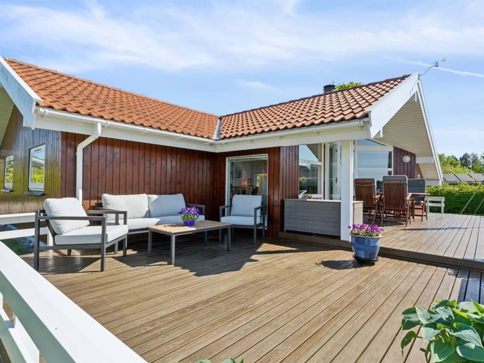 "Gunwald" - 230m from the sea
